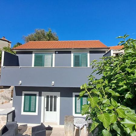 Kuca Za Odmor Dobrila Hotel Jelsa  Bagian luar foto