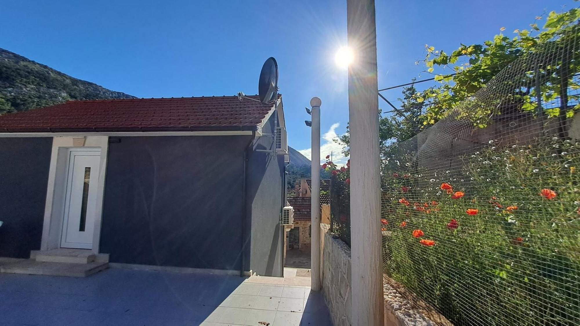 Kuca Za Odmor Dobrila Hotel Jelsa  Bagian luar foto